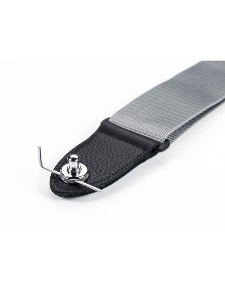 14010401